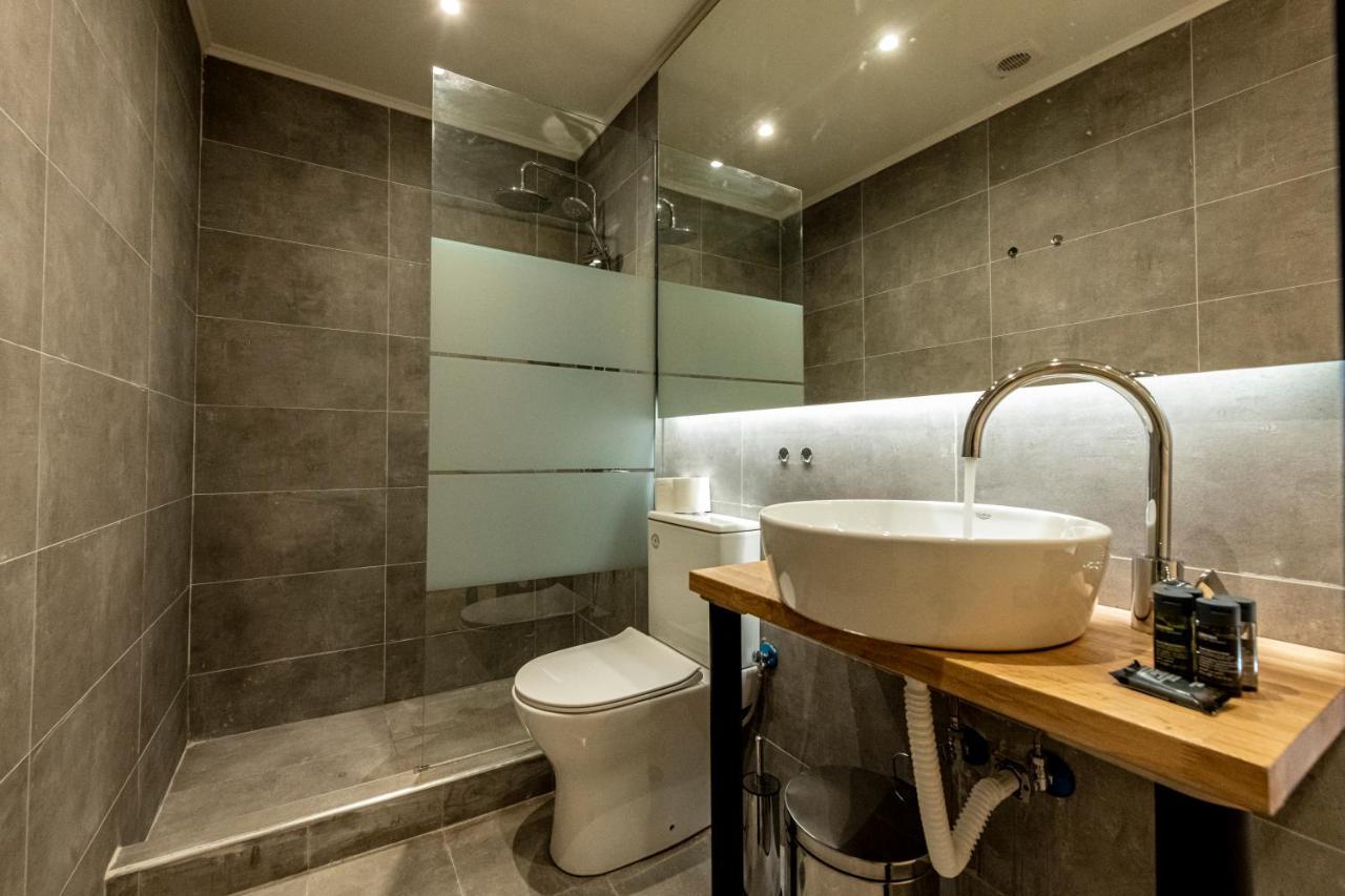Phaedrus Living: City Center Executive Flat Stadiou Athens Exterior photo