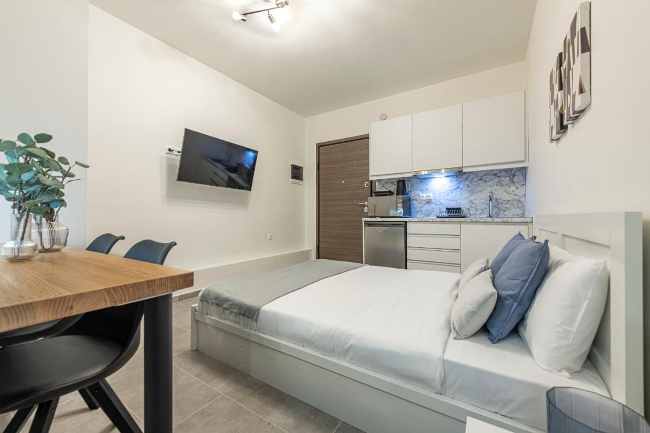 Phaedrus Living: City Center Executive Flat Stadiou Athens Exterior photo